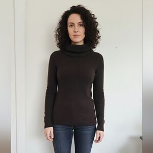 TSE Brown Cashmere sweater Size M